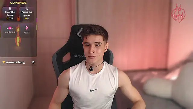 Snapshot of thomklein chatting on January 2026 07:12:01 PM thomklein online show from January 2026 07:12:01 PM