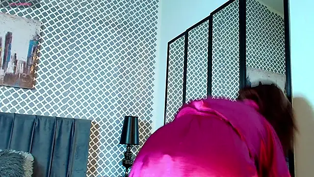 scarlett moore online show from September 2025 01:39:01 PM