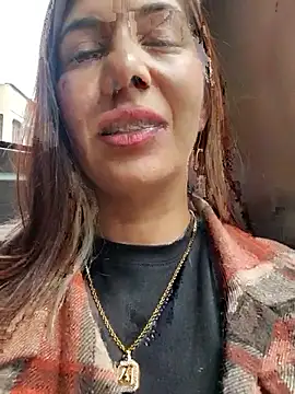 scarlett moore online show from March 2026 03:39:01 PM