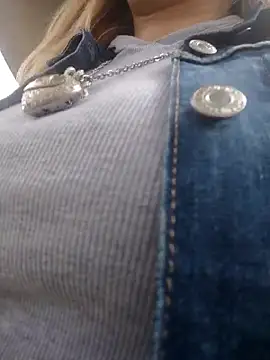 scarlett moore online show from April 2026 03:19:01 PM