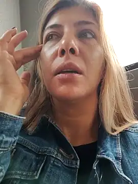 scarlett moore online show from February 2026 01:32:02 PM