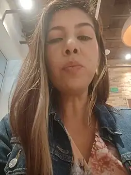 Snapshot of scarlett_moore chatting on June 2026 03:46:01 PM scarlett moore online show from June 2026 03:46:01 PM