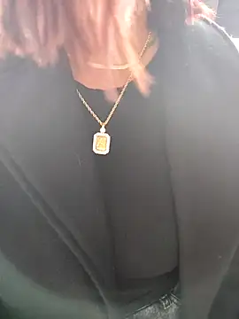 scarlett moore online show from November 2025 04:00:01 PM