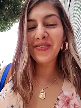 scarlett moore online show from February 2026 04:52:01 PM