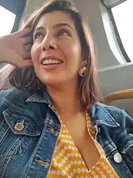 scarlett moore online show from September 2025 02:02:01 PM