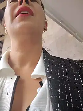 scarlett moore online show from November 2025 03:55:02 PM