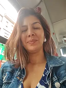 scarlett moore online show from September 2025 03:48:02 PM