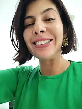 scarlett moore online show from March 2025 12:07:02 AM