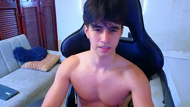 carl dixon online show from February 2026 07:00:02 PM