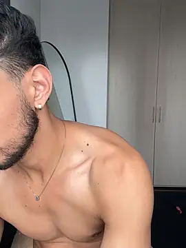 AxelKing1326 online show from March 2026 05:25:02 PM