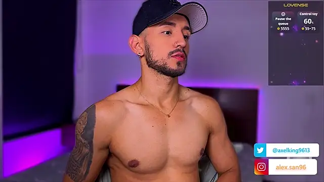 AxelKing1326 online show from October 2025 10:42:02 PM