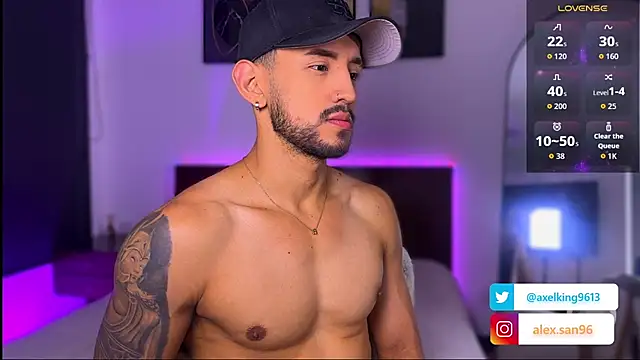 AxelKing1326 online show from November 2025 10:21:01 PM