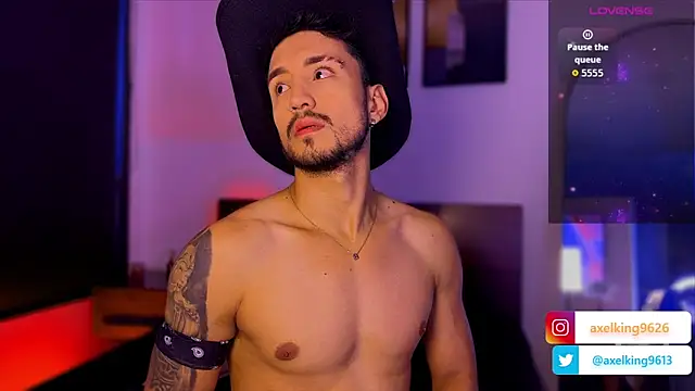 AxelKing1326 online show from February 2026 09:56:02 PM