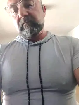 Snapshot of chainjulious chatting on December 2024 07:11:02 PM chainjulious online show from December 2024 07:11:02 PM