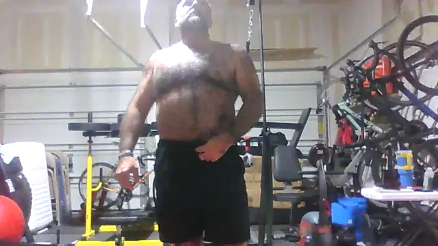 chainjulious online show from February 2026 03:50:01 PM