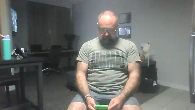 chainjulious online show from July 2026 11:37:02 PM