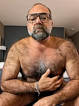 Snapshot of chainjulious chatting on September 2025 03:29:01 AM chainjulious online show from September 2025 03:29:01 AM