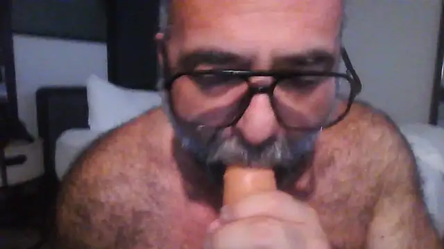 chainjulious online show from May 2026 01:03:01 AM