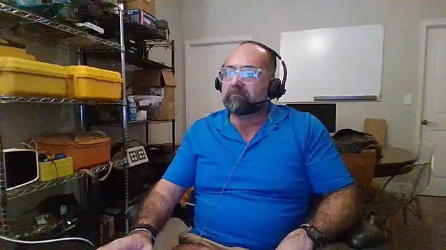 Snapshot of chainjulious chatting on December 2024 09:38:02 PM chainjulious online show from December 2024 09:38:02 PM
