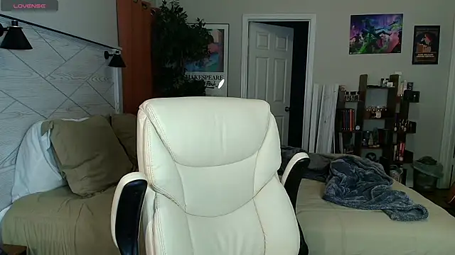 thonylewys online show from July 2026 12:22:01 AM