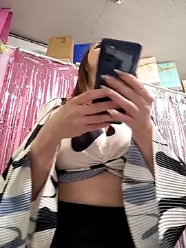 Mia Novikov online show from March 2026 02:04:02 AM