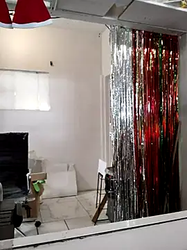 Mia Novikov online show from December 2025 06:34:02 PM