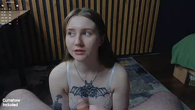 Snapshot of alicepugh chatting on October 2025 05:14:02 PM alicepugh online show from October 2025 05:14:02 PM