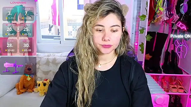 Tawny cox online show from February 2025 10:45:01 AM