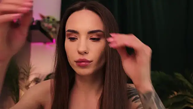 Snapshot of BabyYoda- chatting on March 2025 08:51:02 AM BabyYoda- online show from March 2025 08:51:02 AM