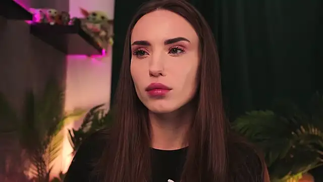 Snapshot of BabyYoda- chatting on March 2025 06:37:02 AM BabyYoda- online show from March 2025 06:37:02 AM