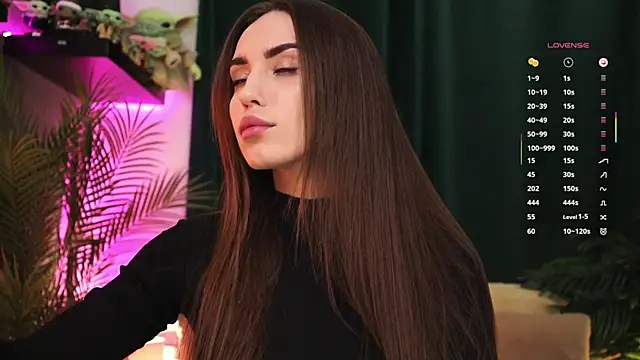 Snapshot of BabyYoda- chatting on November 2025 06:44:01 PM BabyYoda- online show from November 2025 06:44:01 PM