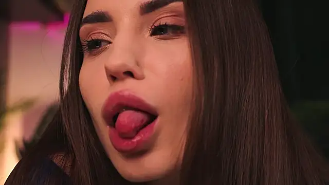 Snapshot of BabyYoda- chatting on March 2025 01:01:02 AM BabyYoda- online show from March 2025 01:01:02 AM