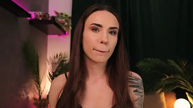 Snapshot of BabyYoda- chatting on March 2025 05:05:01 AM BabyYoda- online show from March 2025 05:05:01 AM