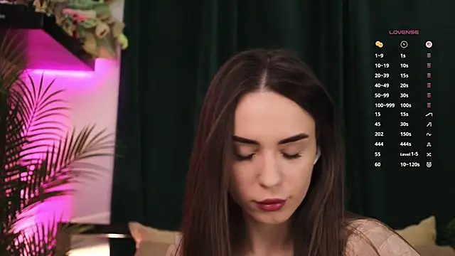 Snapshot of BabyYoda- chatting on November 2025 06:11:02 PM BabyYoda- online show from November 2025 06:11:02 PM