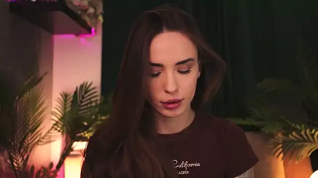 Snapshot of BabyYoda- chatting on March 2025 05:26:02 PM BabyYoda- online show from March 2025 05:26:02 PM