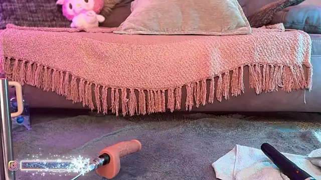 xxbabyxgiiirlxx online show from April 2026 06:12:01 PM