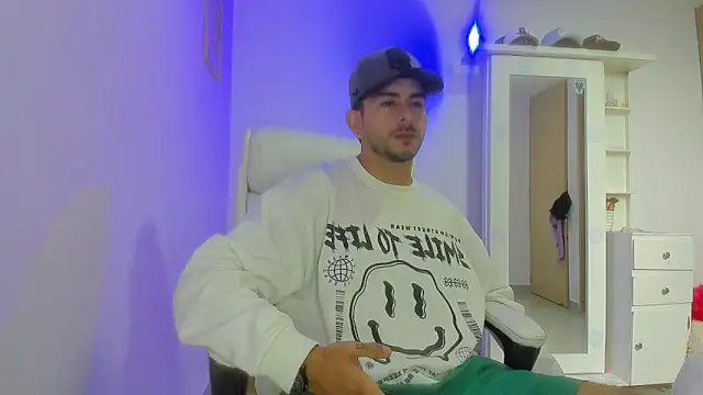 Ethan mullers online show from January 2025 08:00:01 PM