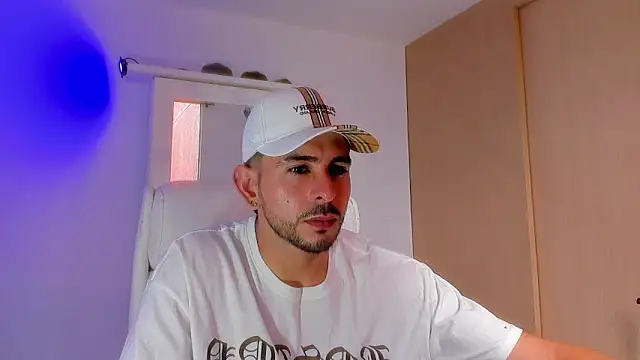 Ethan mullers online show from February 2025 07:10:02 PM