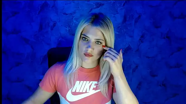 Snapshot of nika_gold1 chatting on September 2025 04:27:01 PM nika gold1 online show from September 2025 04:27:01 PM