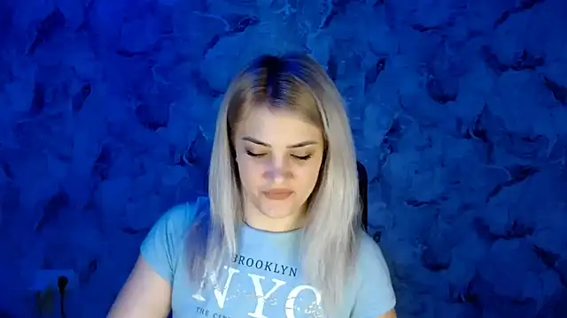 Snapshot of nika_gold1 chatting on February 2025 04:38:01 PM nika gold1 online show from February 2025 04:38:01 PM