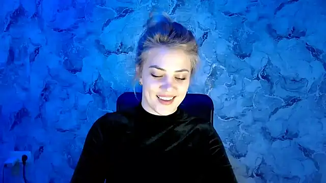 Snapshot of nika_gold1 chatting on February 2025 07:47:02 PM nika gold1 online show from February 2025 07:47:02 PM