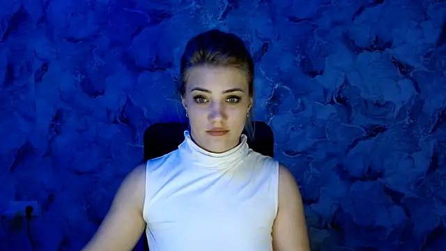 Snapshot of nika_gold1 chatting on March 2025 07:47:02 PM nika gold1 online show from March 2025 07:47:02 PM