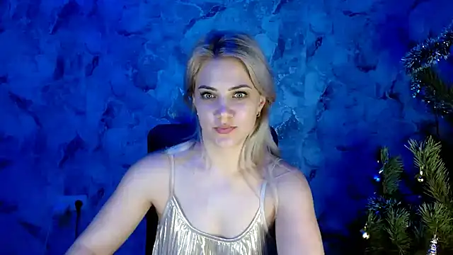 Snapshot of nika_gold1 chatting on December 2024 07:21:02 PM nika gold1 online show from December 2024 07:21:02 PM