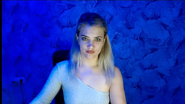 Snapshot of nika_gold1 chatting on October 2025 02:51:01 PM nika gold1 online show from October 2025 02:51:01 PM