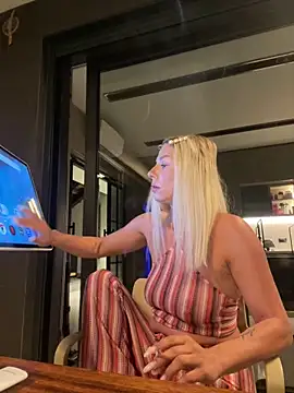 SexOnMyLvL online show from May 2026 09:55:02 PM