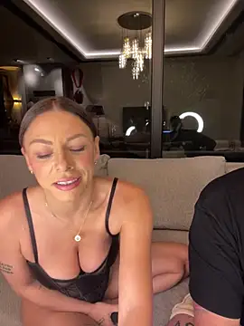 Snapshot of SexOnMyLvL chatting on November 2025 09:07:02 PM SexOnMyLvL online show from November 2025 09:07:02 PM