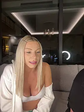 SexOnMyLvL online show from April 2026 08:20:02 PM