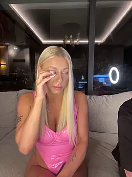 Snapshot of SexOnMyLvL chatting on June 2026 08:42:01 PM SexOnMyLvL online show from June 2026 08:42:01 PM