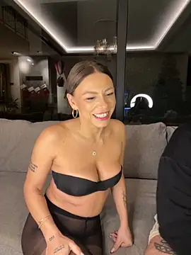 Snapshot of SexOnMyLvL chatting on November 2025 09:19:02 PM SexOnMyLvL online show from November 2025 09:19:02 PM