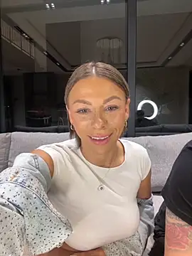 Snapshot of SexOnMyLvL chatting on October 2025 08:31:02 PM SexOnMyLvL online show from October 2025 08:31:02 PM